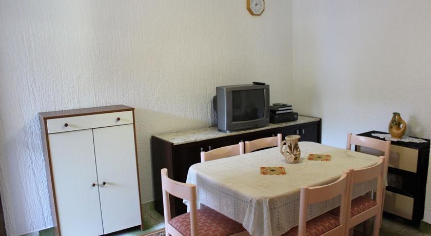 Pet Friendly Apartment In Porec With Wifi Room photo