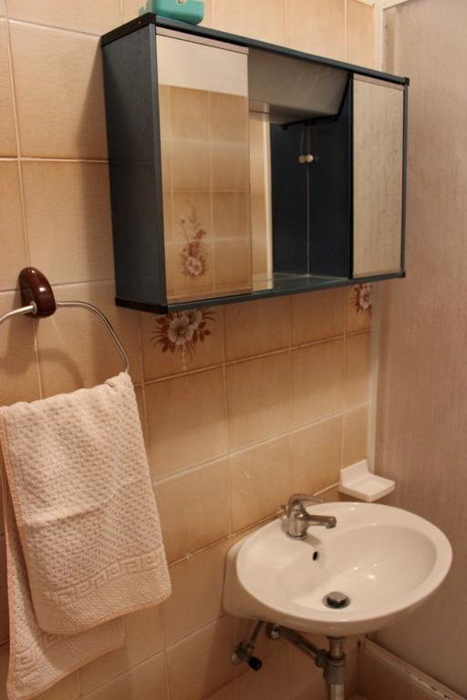 Pet Friendly Apartment In Porec With Wifi Room photo