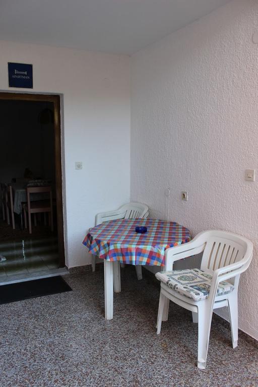 Pet Friendly Apartment In Porec With Wifi Room photo
